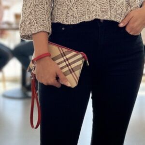 Elegant Plaid Luxury Fashion Wristlet Clutch with Red Accents
